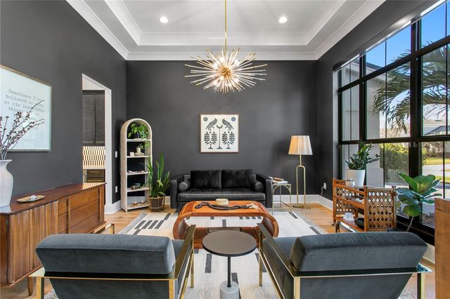 4304 W JETTON AVENUE, Tampa, FL 33629