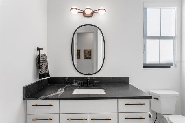 4304 W JETTON AVENUE, Tampa, FL 33629