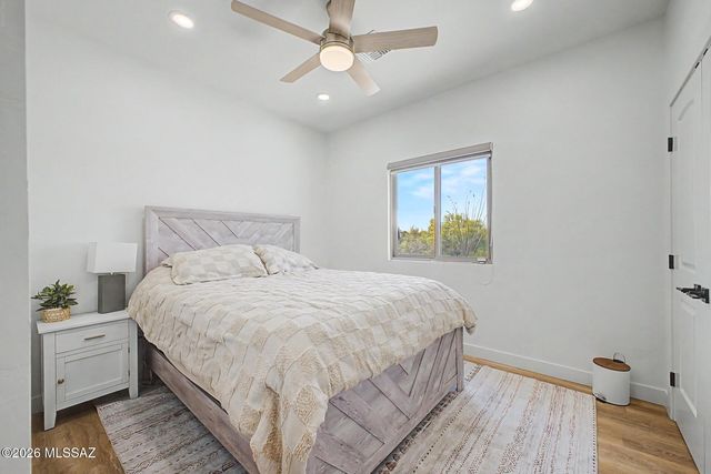 701 E Vía Entrada, Tucson, AZ 85718