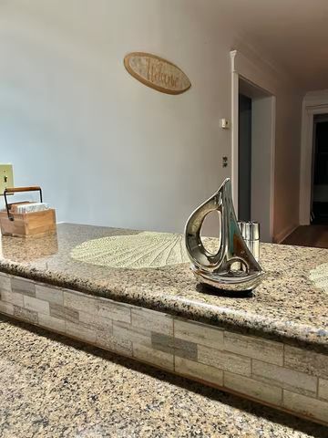 7204 S Lakeshore Drive, Shreveport, LA 71119