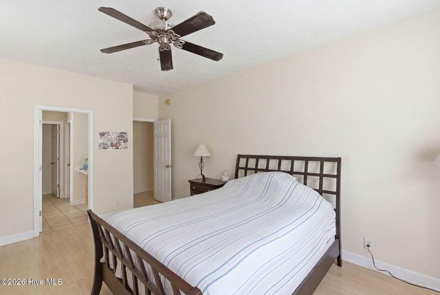 714 E Pipers Glen, Shallotte, NC 28470
