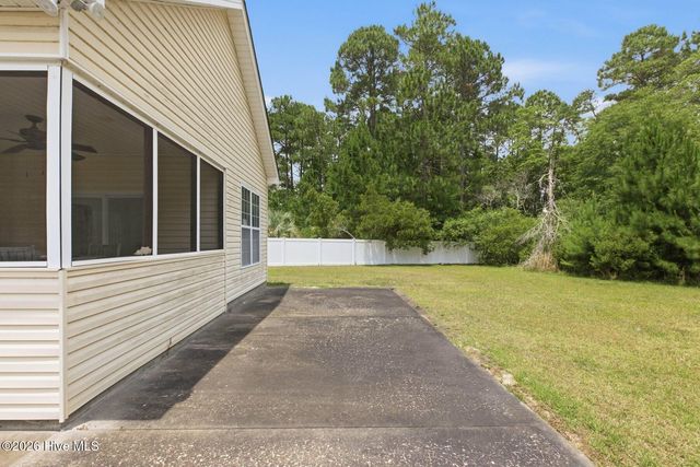 714 E Pipers Glen, Shallotte, NC 28470