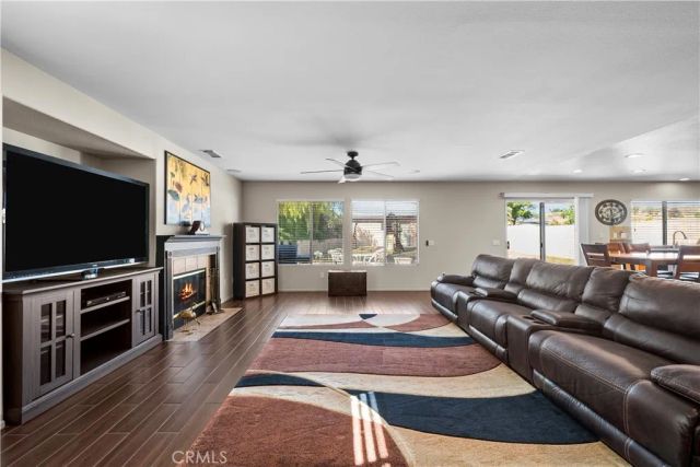 32810 The Old Road, Castaic, CA 91384