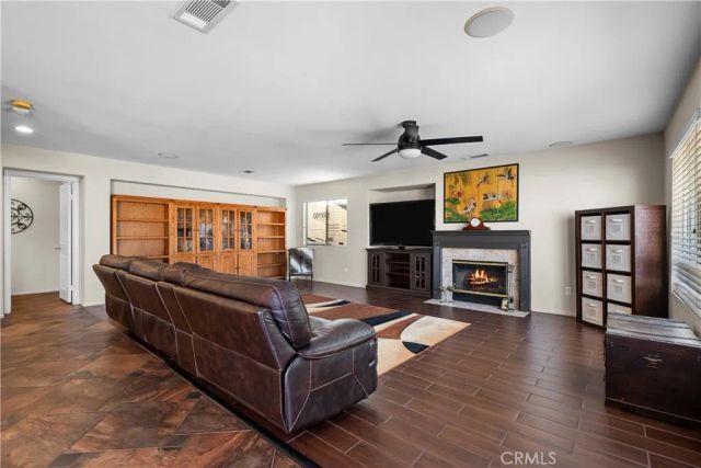 32810 The Old Road, Castaic, CA 91384