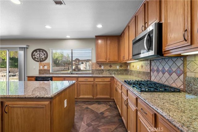 32810 The Old Road, Castaic, CA 91384