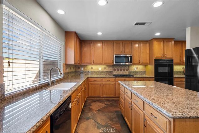32810 The Old Road, Castaic, CA 91384
