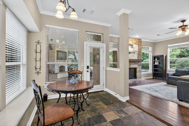 808 Longford Drive, Southlake, TX 76092