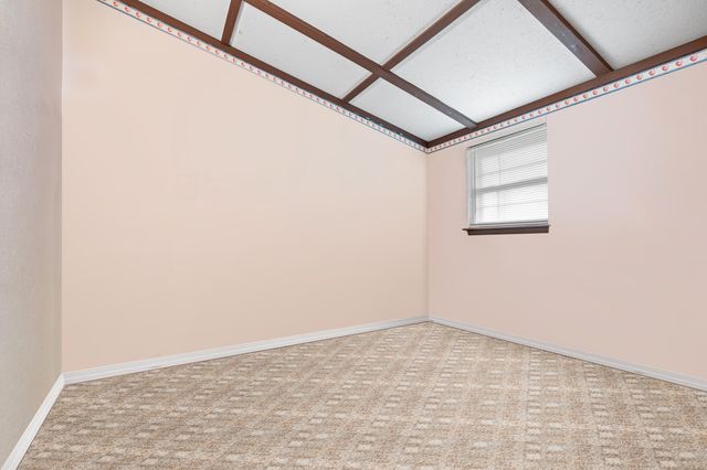 886 Hart Circle, Noel, MO 64854