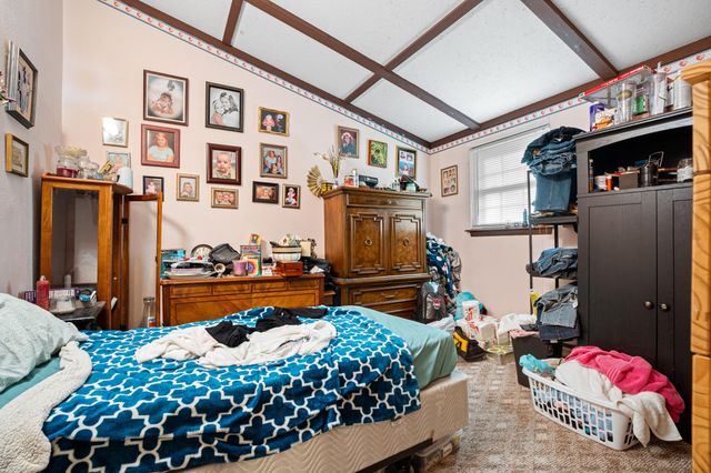 886 Hart Circle, Noel, MO 64854