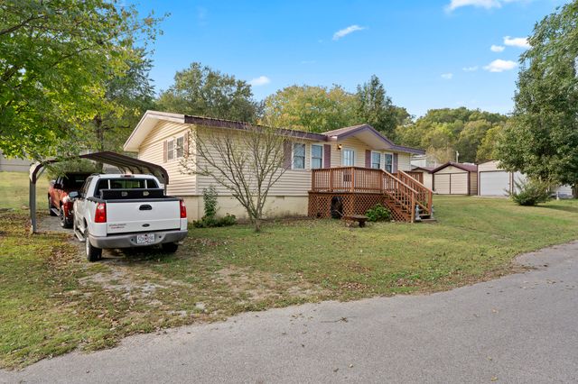 886 Hart Circle, Noel, MO 64854