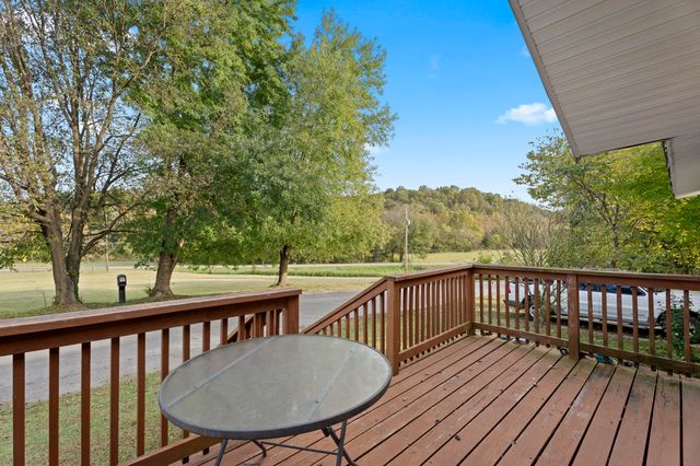 886 Hart Circle, Noel, MO 64854