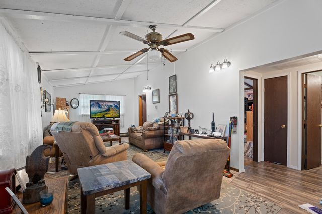 886 Hart Circle, Noel, MO 64854