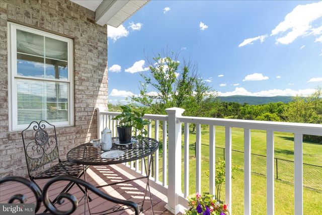 496 CLARY RD, Strasburg, VA 22657