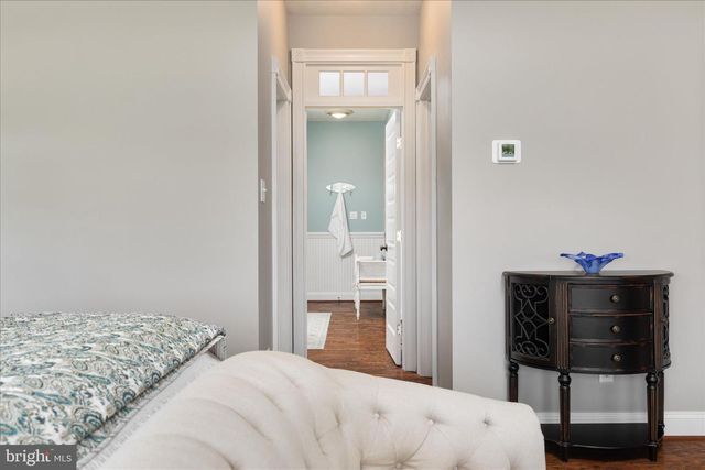 496 CLARY RD, Strasburg, VA 22657