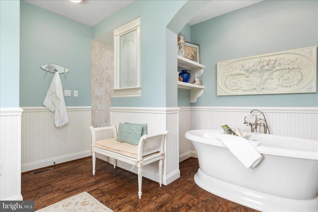 496 CLARY RD, Strasburg, VA 22657