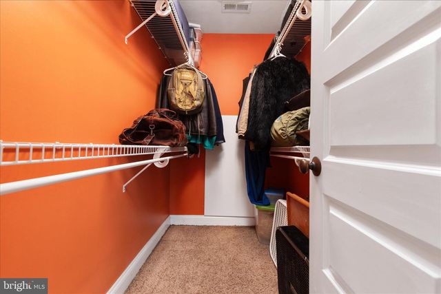 496 CLARY RD, Strasburg, VA 22657