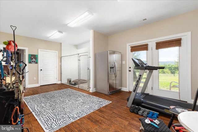 496 CLARY RD, Strasburg, VA 22657