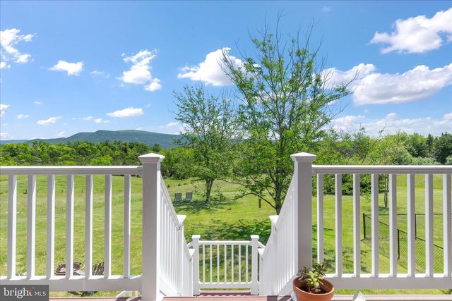 496 CLARY RD, Strasburg, VA 22657