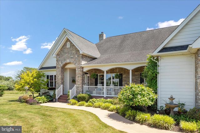 496 CLARY RD, Strasburg, VA 22657