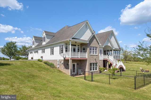 496 CLARY RD, Strasburg, VA 22657