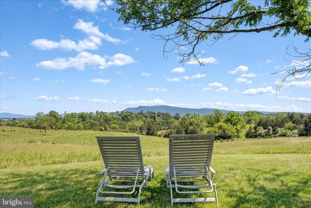 496 CLARY RD, Strasburg, VA 22657