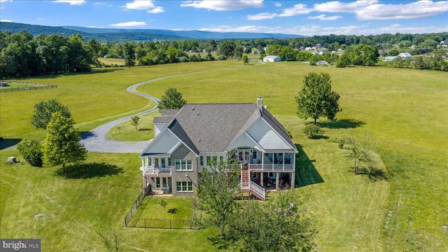 496 CLARY RD, Strasburg, VA 22657