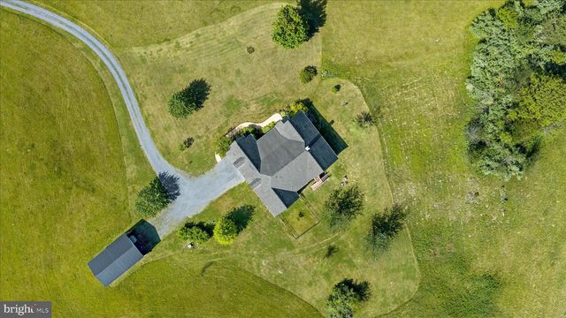 496 CLARY RD, Strasburg, VA 22657