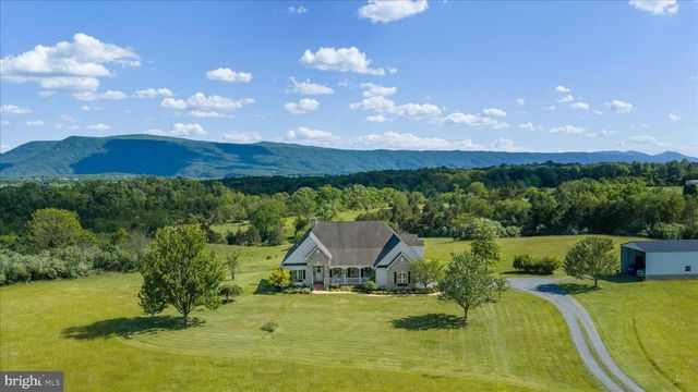 496 CLARY RD, Strasburg, VA 22657