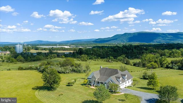 496 CLARY RD, Strasburg, VA 22657