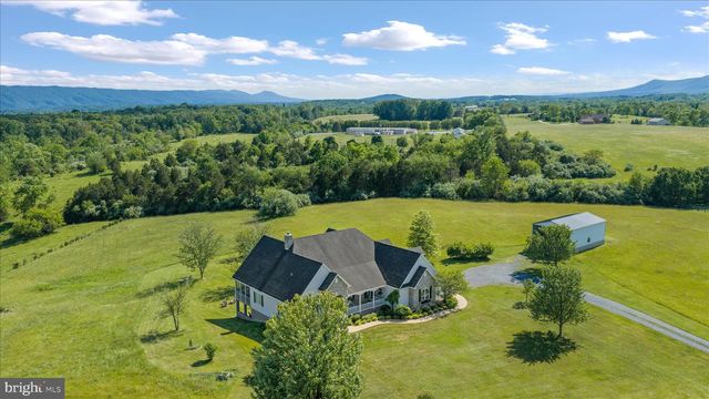 496 CLARY RD, Strasburg, VA 22657
