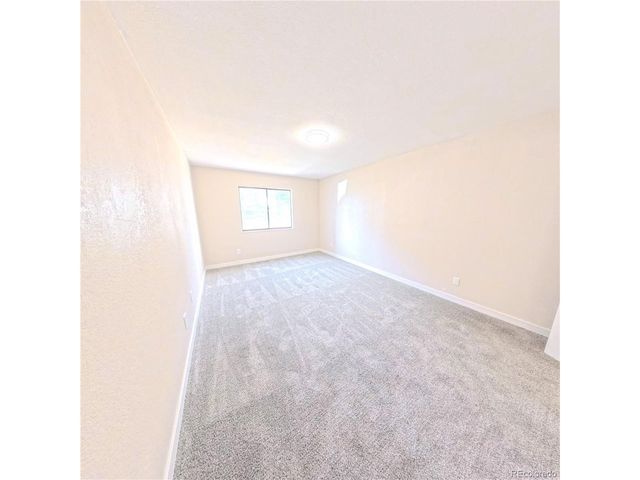 8335 Fairmount Dr 4-102, Denver, CO 80247