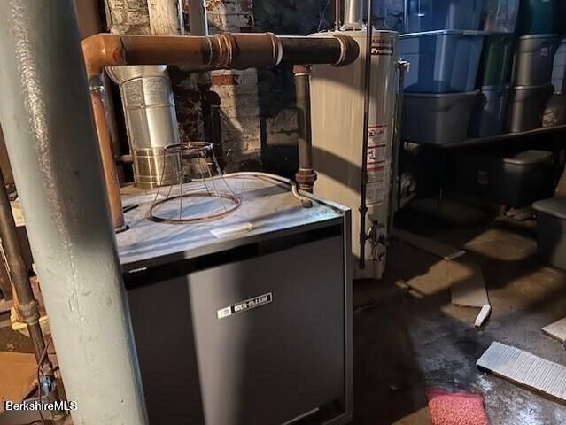 31 Dover Street, North Adams, MA 01247