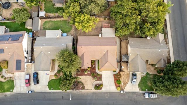 5438 N State Street, Fresno, CA 93722