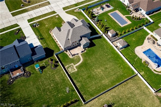 11005 Chippewa Path, North Royalton, OH 44133