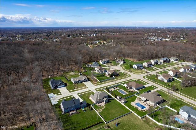 11005 Chippewa Path, North Royalton, OH 44133