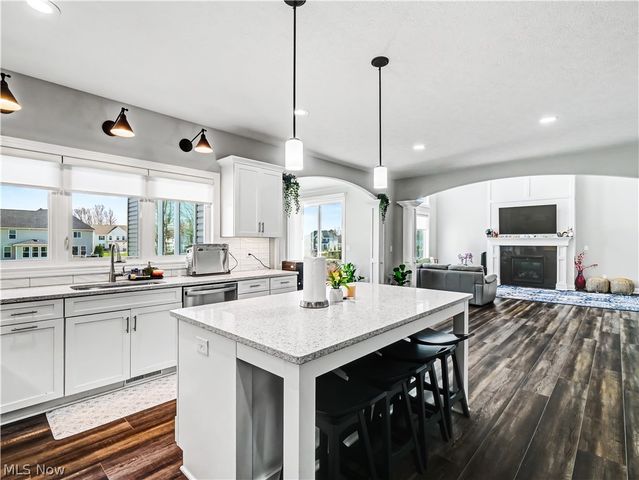 11005 Chippewa Path, North Royalton, OH 44133