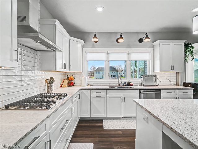 11005 Chippewa Path, North Royalton, OH 44133