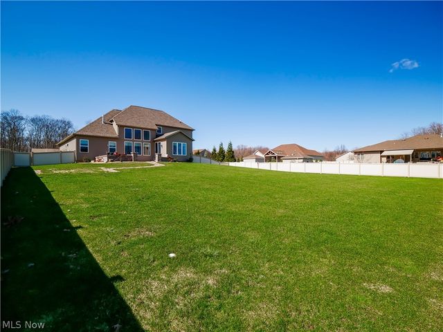 11005 Chippewa Path, North Royalton, OH 44133