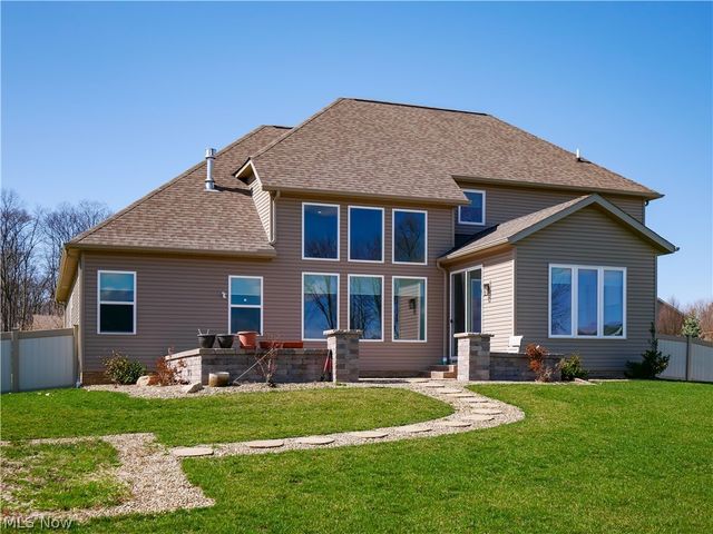 11005 Chippewa Path, North Royalton, OH 44133