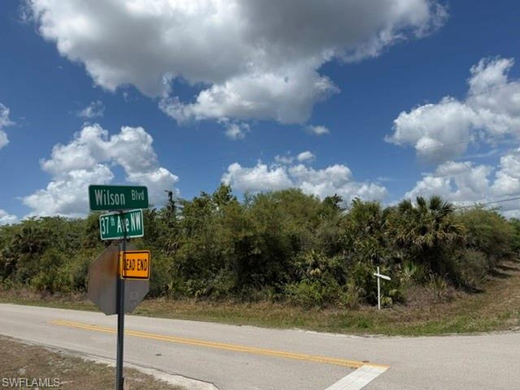 37TH AVE NW, Naples, FL 34120