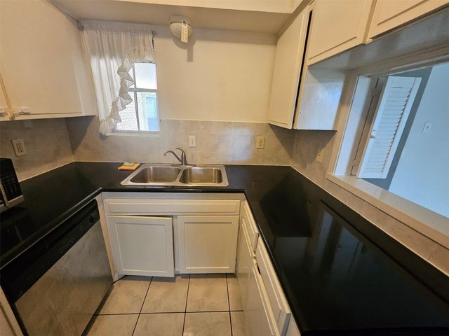 7900 Westheimer Road 234, Houston, TX 77063