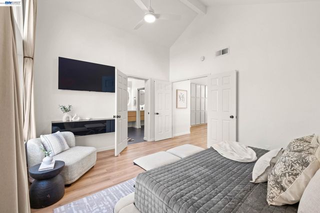 7921 Crossridge Dr, Dublin, CA 94568