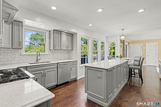 41 Henry Albert Drive, Milford, CT 06460