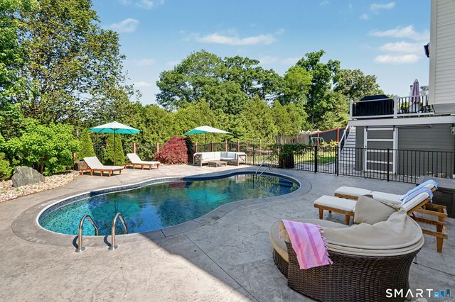 41 Henry Albert Drive, Milford, CT 06460