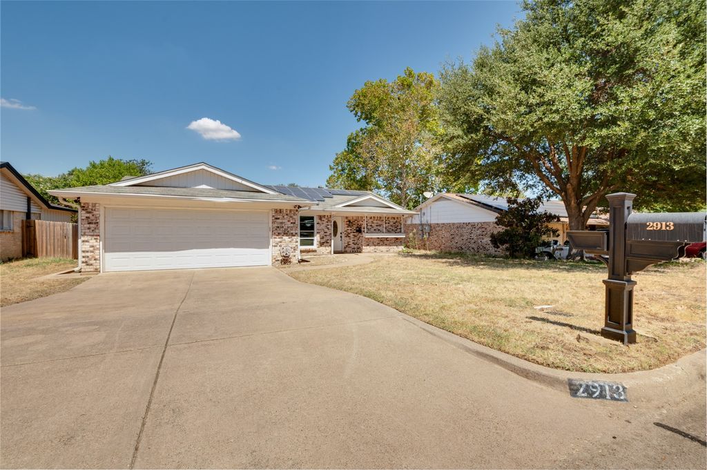 2913 David Lane, Arlington, TX 76013 — exterior