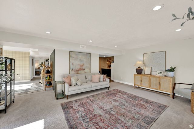 2086 S 160 E, Orem, UT 84058