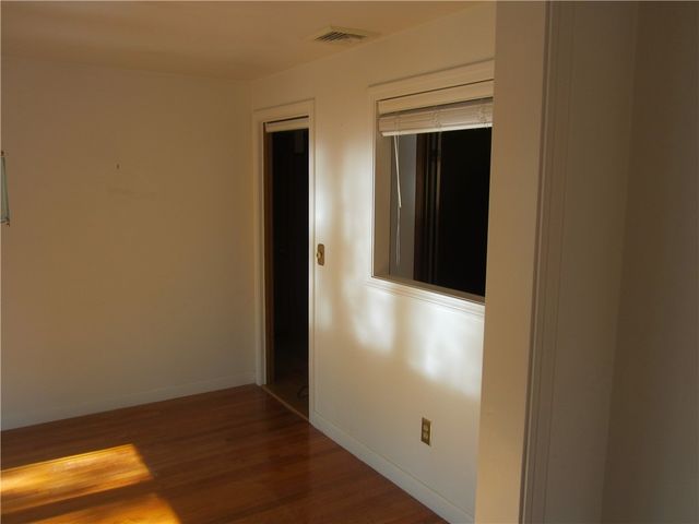 29 Valley Street, Cranston, RI 02920