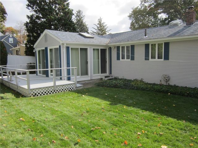 29 Valley Street, Cranston, RI 02920