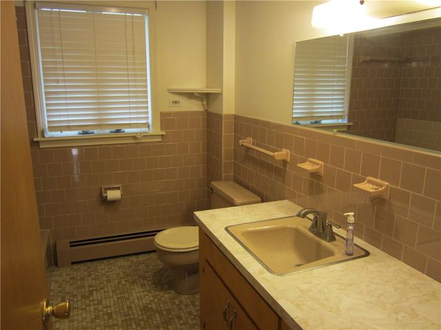 29 Valley Street, Cranston, RI 02920