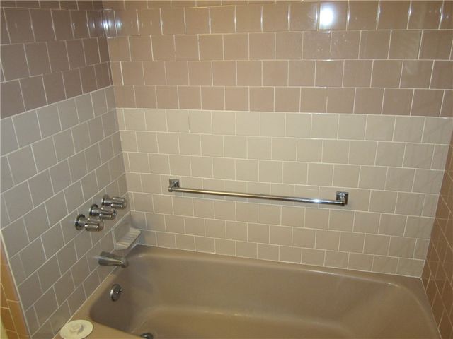 29 Valley Street, Cranston, RI 02920